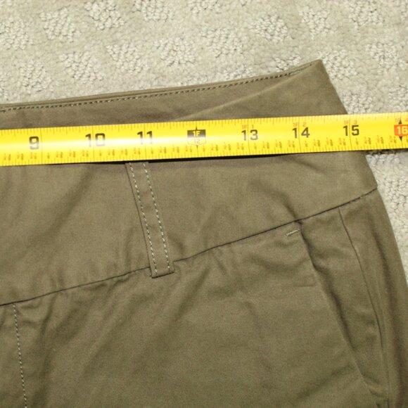 Banana Republic Women's Size 2 Cotton Army Green Twill Pants - Picture 4 of 6
